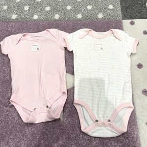 Baby girl 3-6 mo Burts bees matching onesie set